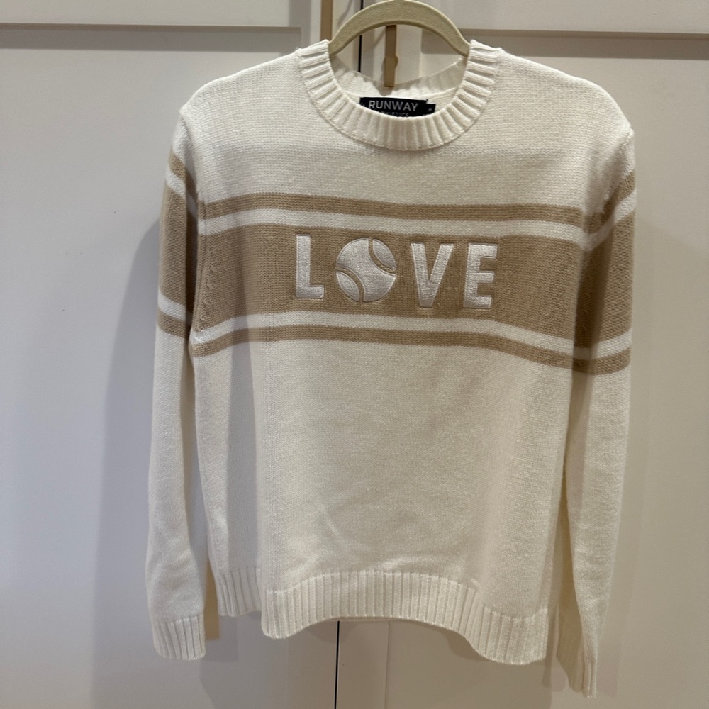 Runway Athletics LOVE Tennis Sweater - Camel & Off White - Picture 3 of 4